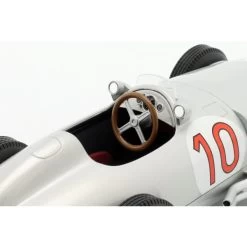 J.M. Fangio Mercedes-Benz W196 #10 Winner Belgium GP World Champion Formula 1 1955 1/18 -Racing Toy Store jm fangio mercedes benz w196 no10 winner belgium gp world champion formula 1 1955 1 18 2