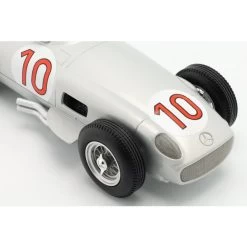 J.M. Fangio Mercedes-Benz W196 #10 Winner Belgium GP World Champion Formula 1 1955 1/18 -Racing Toy Store jm fangio mercedes benz w196 no10 winner belgium gp world champion formula 1 1955 1 18 3