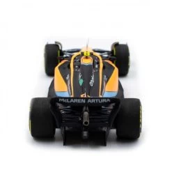 Lando Norris McLaren F1 Team MCL36 Formel 1 Bahrain GP 2022 1:43 -Racing Toy Store lando norris mclaren f1 team mcl36 formula 1 bahrain gp 2022 limited edition 1 43 4