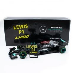 Lewis Hamilton Mercedes AMG Petronas W12 F1 Sotchi GP 2021 1:18 -Racing Toy Store lewis hamilton mercedes amg petronas w12 formula 1 sotchi gp 2021 limited edition 1 18 10