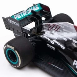 Mercedes-AMG Petronas F1 Team 2021 Hamilton / Bottas Doppel-Set 1:43 -Racing Toy Store mercedes amg petronas f1 team 2021 w12 hamilton bottas double set limited edition 1 43 17