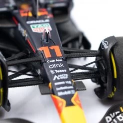 Sergio Pérez Oracle Red Bull Racing Miami GP 2022 1:43 -Racing Toy Store sergio perez oracle red bull racing rb18 formula 1 miami gp 2022 limited edition 1 43 4