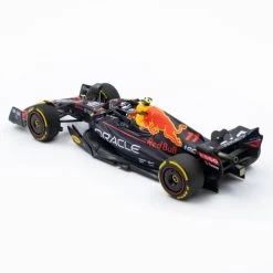 Sergio Pérez Oracle Red Bull Racing RB18 Saudi-Arabien GP 2022 1:43 -Racing Toy Store sergio perez oracle red bull racing rb18 formula 1 saudi arabia gp 2022 limited edition 1 43 3